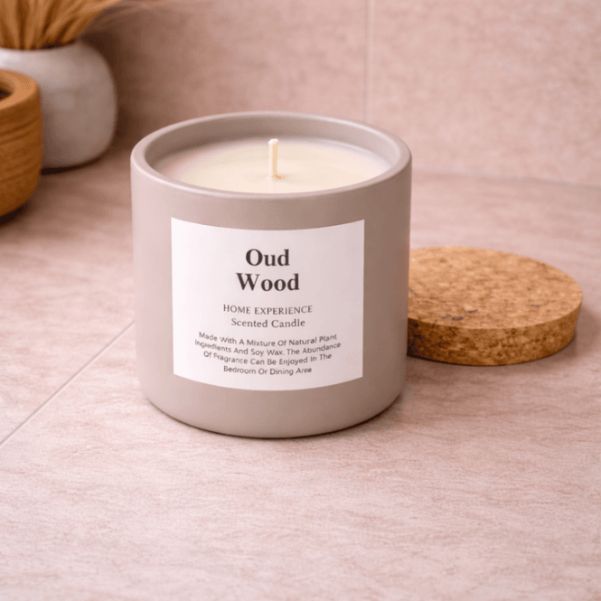 Hovedbilde Duftlys – Oud Wood